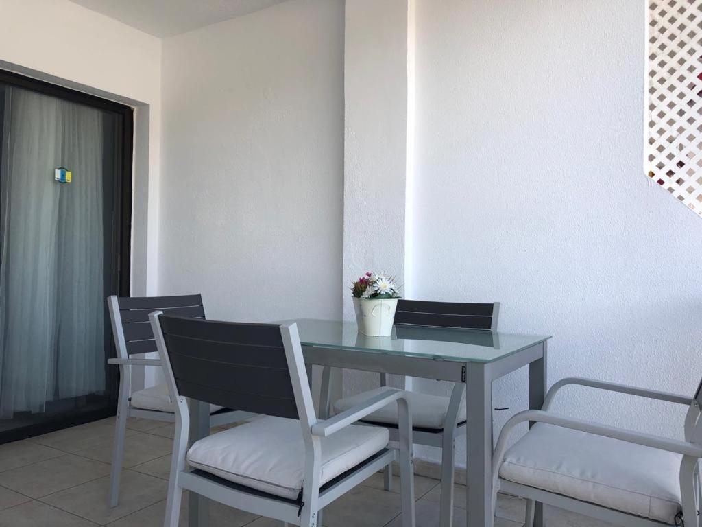 Lovely Apartment Seaview In Puerto Rico With Heated Swimming Pool, Free Wi-Fi And Free Private Parking Dış mekan fotoğraf